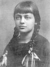 Ариадна Эфрон, дочь Марины Цветаевой - фотография 1925 г.